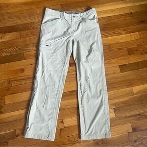 Patagonia – Women's Quandary Khaki Nylon Hiking Pants Size 6